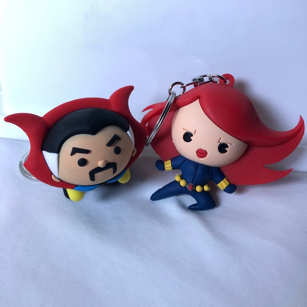 FREE W/ PURCHASE Option! Marvel keychains!